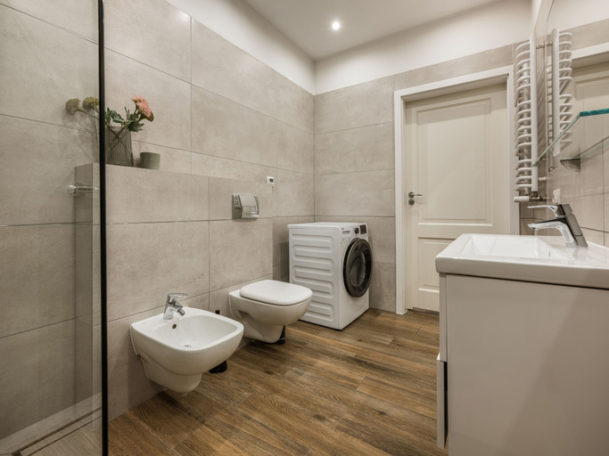 Bathroom 3, Bohemian Suites by Fragola Apartments, Kraków City