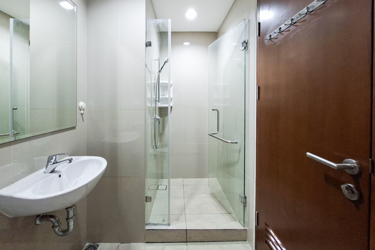 Interior 4, Neat And Strategic 1Br Apartment At M-Town Signature, Tangerang