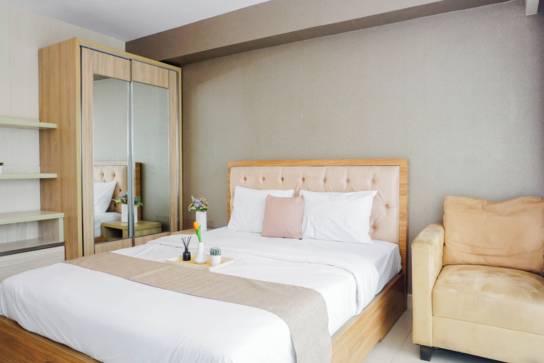 Room 2, 2 Pax Neat Studio At Tamansari The Hive Apartment, East Jakarta