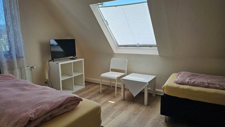 Bedroom 2, Pension Highway Bünde, Herford