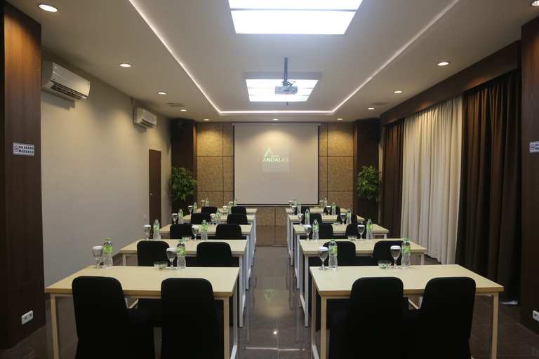 Business Facilities, Andalas Hotel Tanjung Karang by Sajiwa, Bandar Lampung