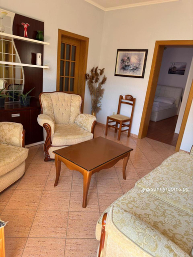Others 5, Roel's Guest House 1, Pogradecit