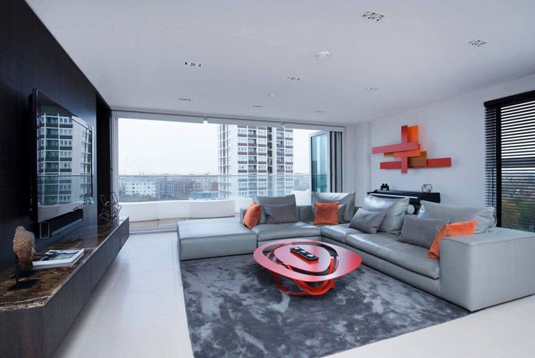 Room 2, Stylish Penthouse With London Views, London