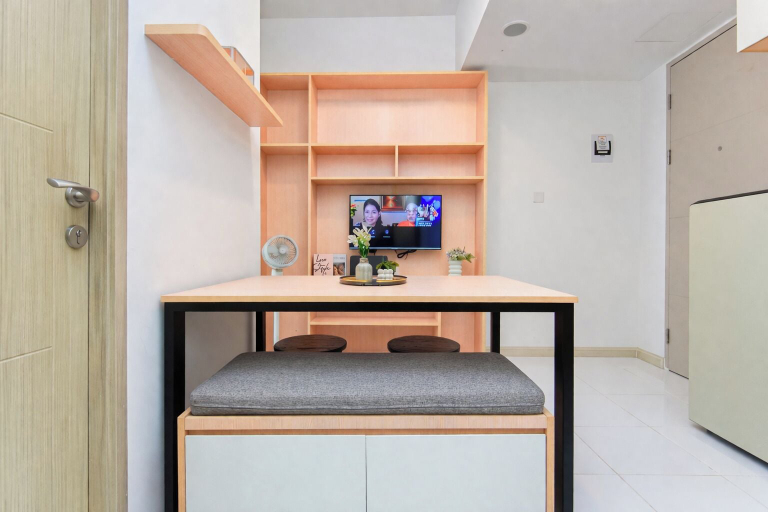 Interior 2, Nice And Restful 2Br At Apartment Tokyo Riverside Pik 2, Tangerang
