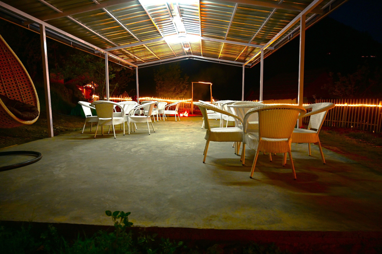 Food & Drinks 4, Jibhi Village, Kullu