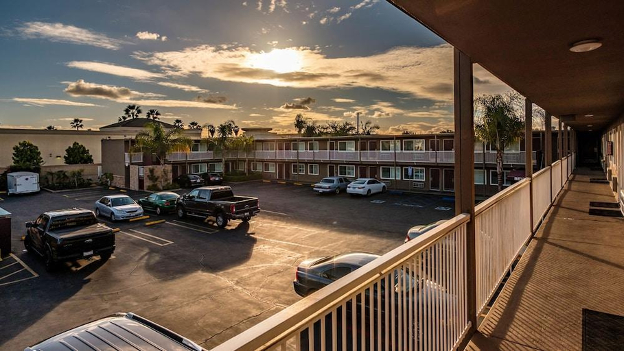 Public Area, Motel 6 Pico Rivera - Los Angeles, CA, Los Angeles