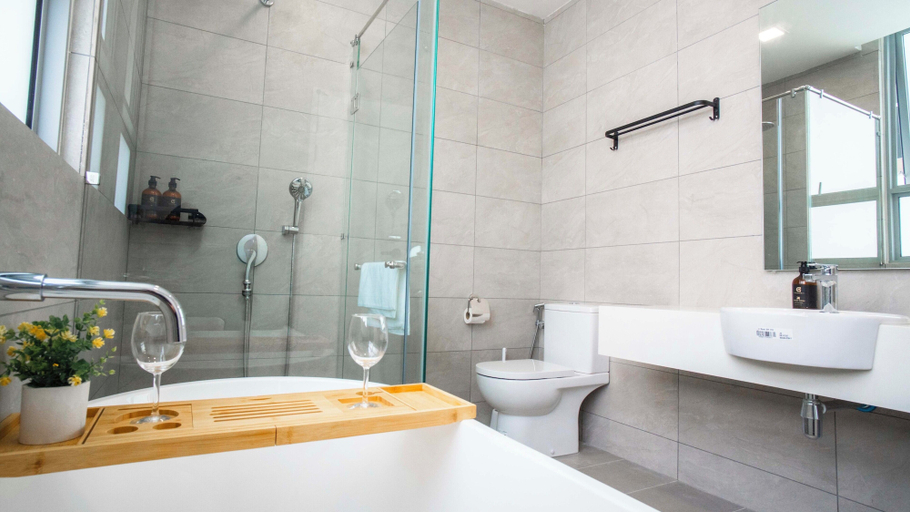 Others 5, Dorsett Waterfront Subang by Guestonic, Petaling Jaya