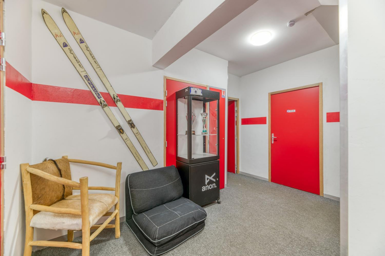 Others 5, Chalet Arvina, Savoie
