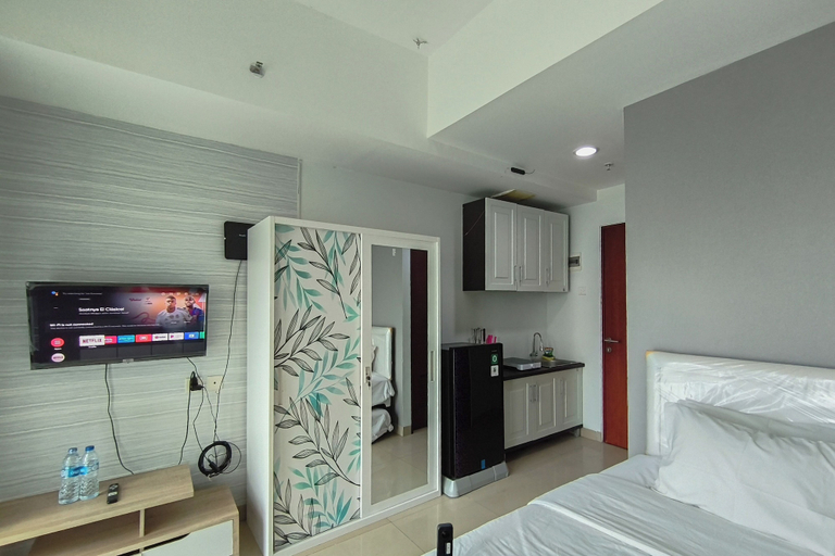 Television, Comfortable Gray Studio Room At Apartment Taman Melati Jatinangor, Sumedang
