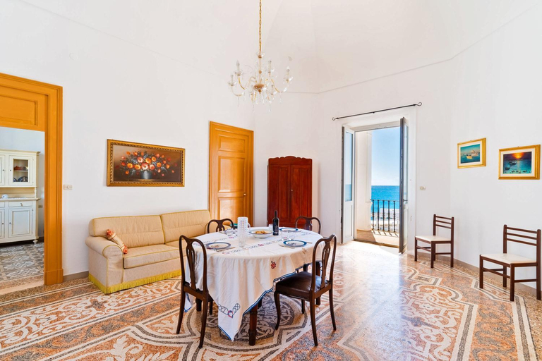 Others 4, Villa Ramirez, Lecce