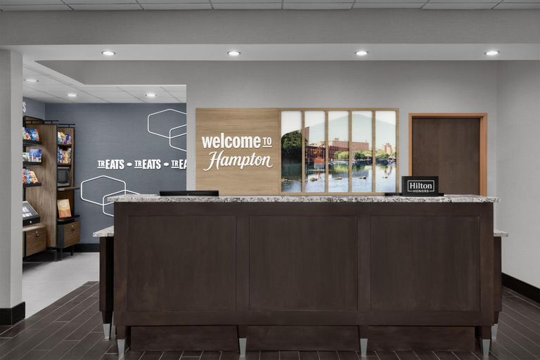 Public Area, Hampton Inn & Suites Mishawaka/South Bend at Heritage Square, Saint Joseph