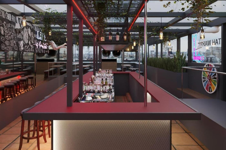 Bar (on property) 2, Straw Hat Hostel & RoofTop Bar CDMX, Mexico City