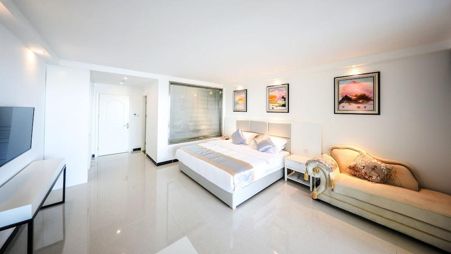Bedroom 2, Ocean Star Hotel