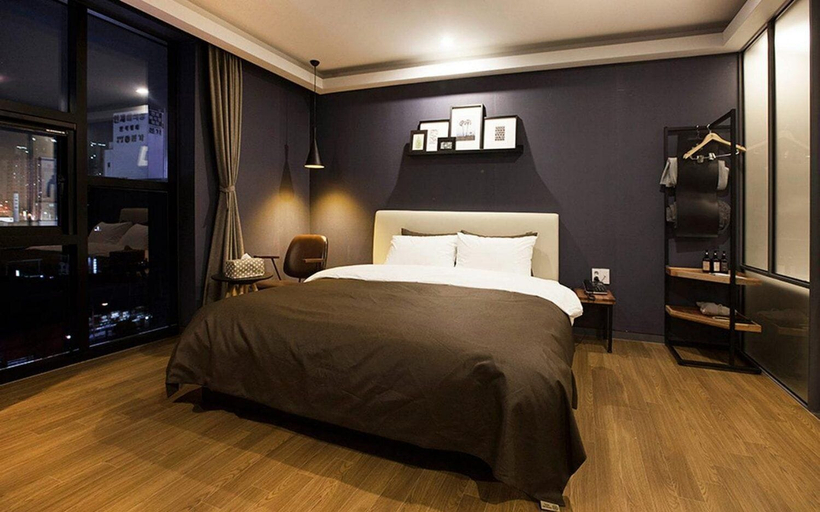 Bedroom 2, Busan Yeonsan Togok Brown Dot, Yeonje