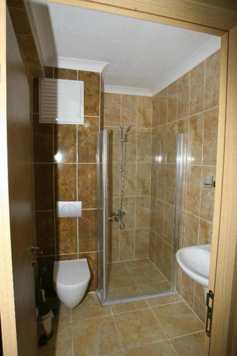 Bathroom 3, Borahan Apart, Merkez