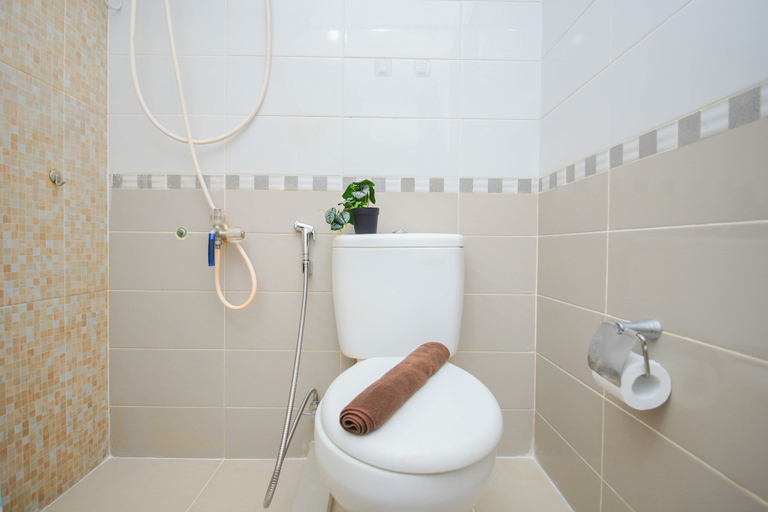 Interior 2, Cozy And Restful Stay In 2Br At Apartment Royal Olive Residence, Jakarta Selatan