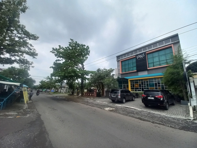Primary image