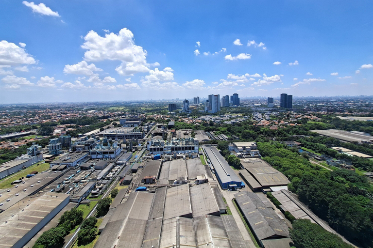 City view, Bright And Cozy 1Br At Collins Boulevard Apartment, Tangerang