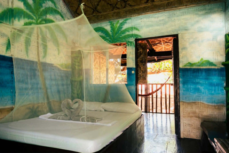 Bedroom 2, Villa-Atlas Guest House, Daanbantayan