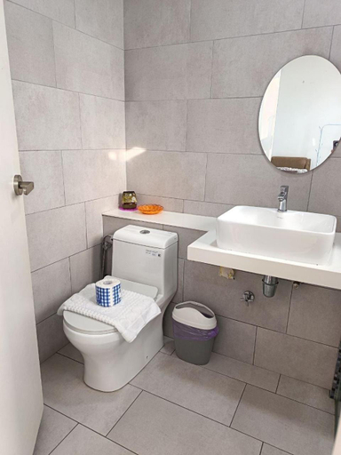 Bathroom 3, HS Homestay Shore Pasar Besar dan KK Plaza, Kota Kinabalu