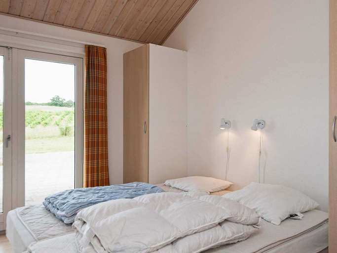 Bedroom 2, Rustic Holiday Home in Ebeltoft with Hot Tub, Syddjurs