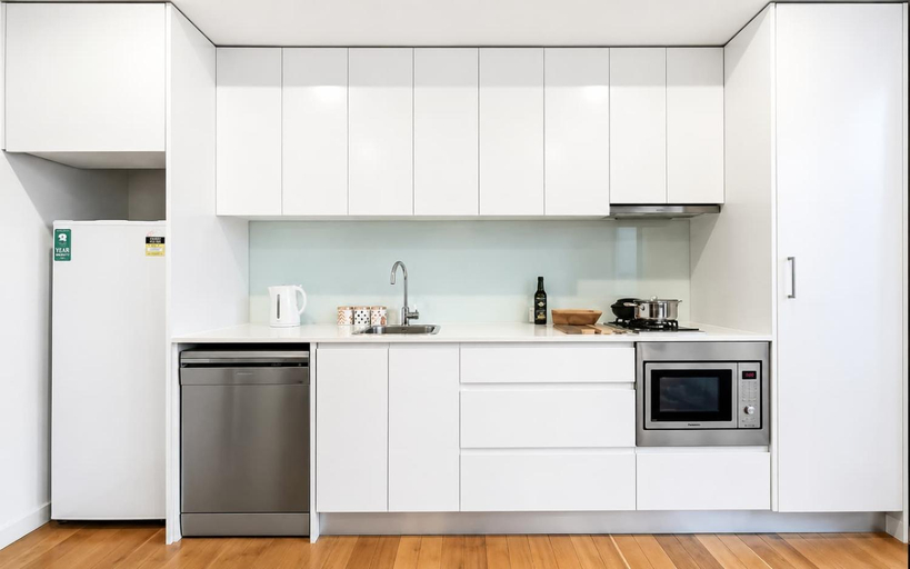 Others 4, Central peaceful 1 bedroom with balcony & aircon, Sydney