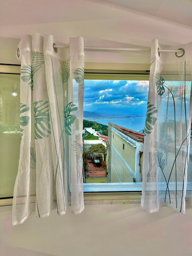 Bathroom 4, Il Borgo, Salerno