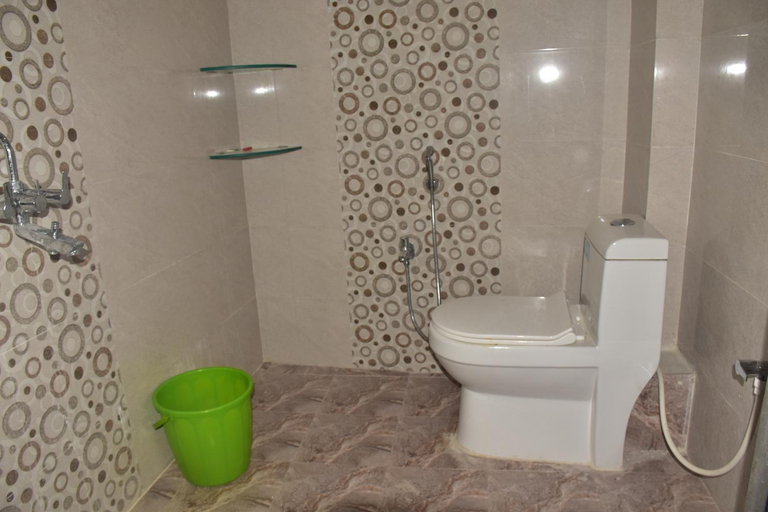 Bathroom 3, Hotel KDISSON, Kaimur