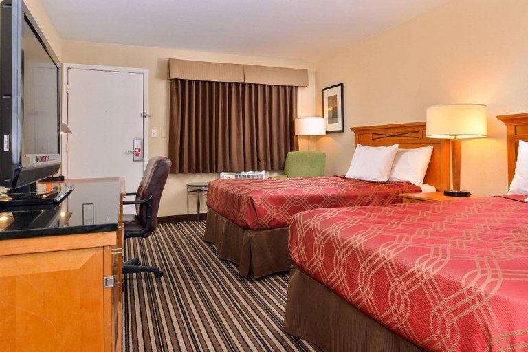 Bedroom 3, Econo Lodge Kennewick Tri-Cities, Benton