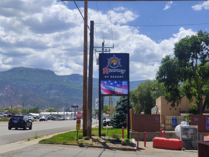 Parking, Cedar City RV Resort, Iron
