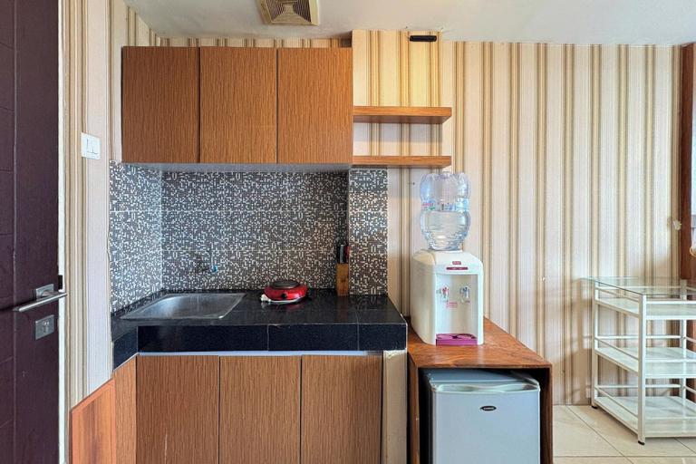 Interior 2, Classic Striped Touch Studio At Malioboro City Apartment, Sleman