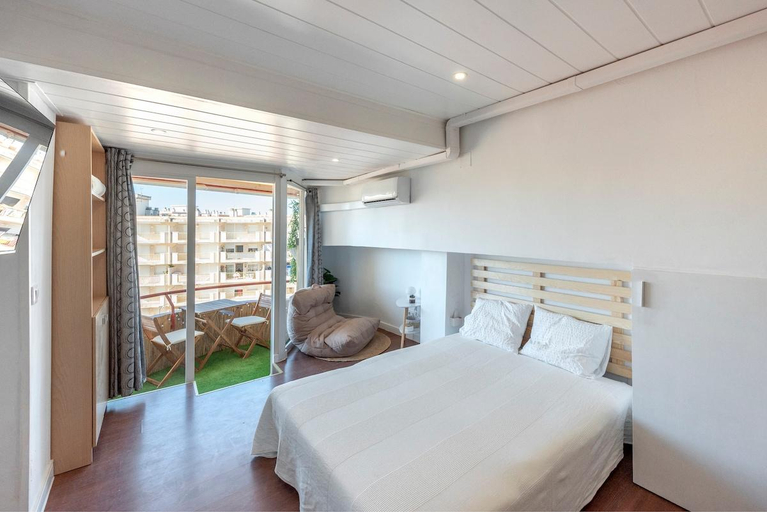 4, Beach & Fun: Cozy Studio, Tarragona