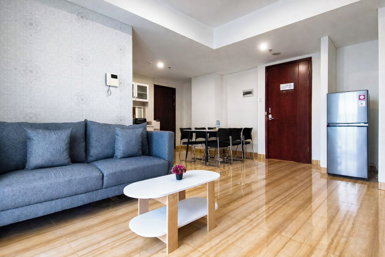 Living room 3, 6 Pax Tranquil 3Br With Extra Room At Grand Sungkono Lagoon Apartment, Surabaya