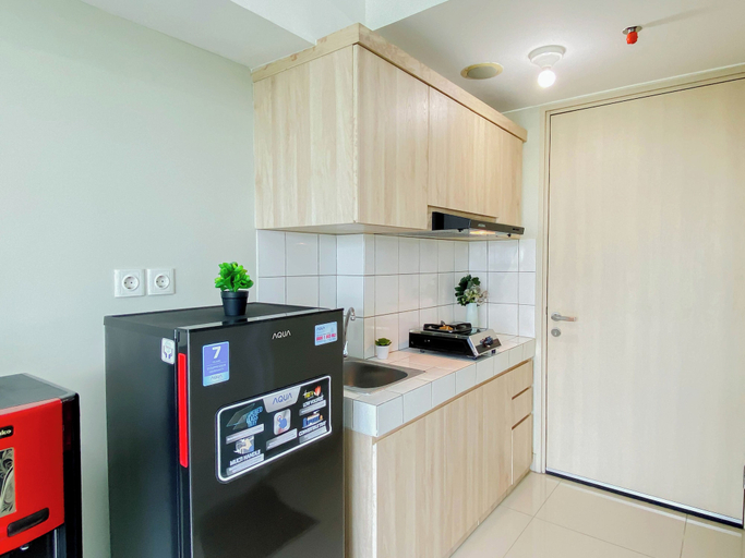 Private kitchen 5, Best Choice Studio At Springlake Summarecon Bekasi Apartment, Bekasi