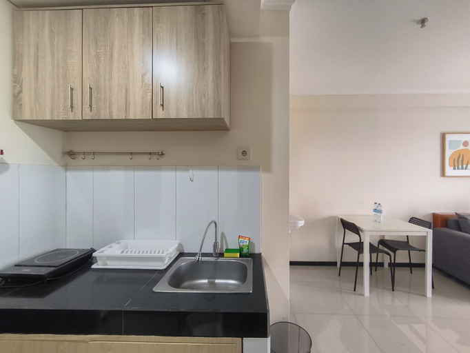 Private kitchen, Neat And Restful 2Br At Gateway Pasteur Apartment, Bandung