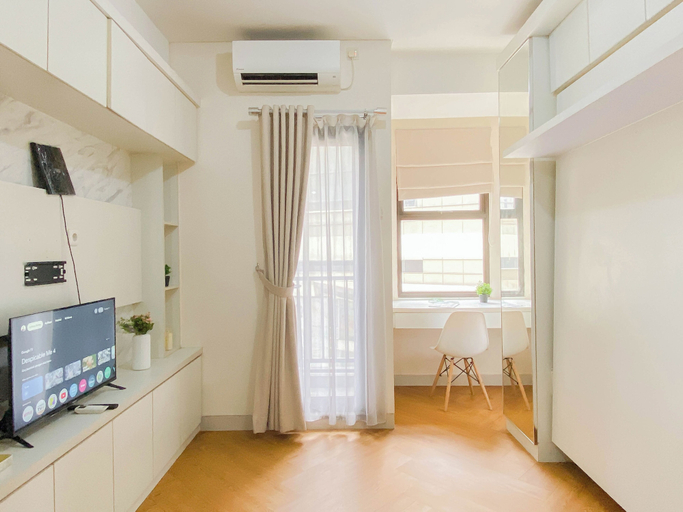 Room 3, Minimalist Studio Space At Transpark Cibubur Apartment, Depok