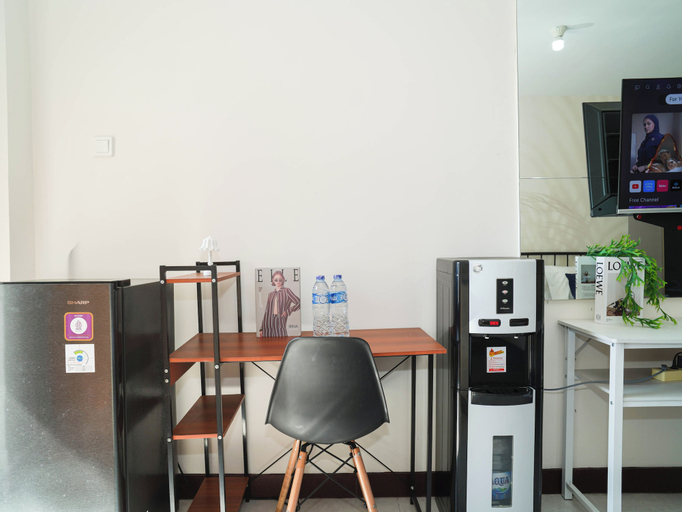 Private kitchen 5, Good Deal Studio At Cinere Resort Apartment, Depok