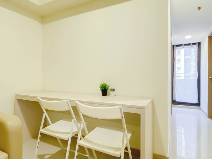 Interior 3, Serene Beige 2Br Space At Apartment Meikarta District 1, Cikarang