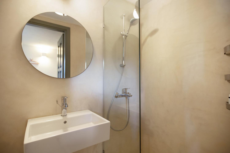 Bathroom 4, Villa Erato · Ideal family Villa for 8 - Pool, Sea Views, South Aegean