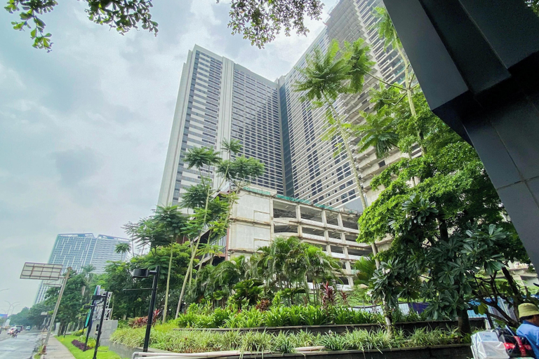 Exterior 5, Chic Brown Touch Studio At Apartment Collins Boulevard, Tangerang