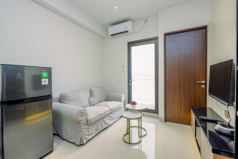 Interior 5, Comfortable 1Br With Extra Room At Transpark Cibubur Apartment, Depok