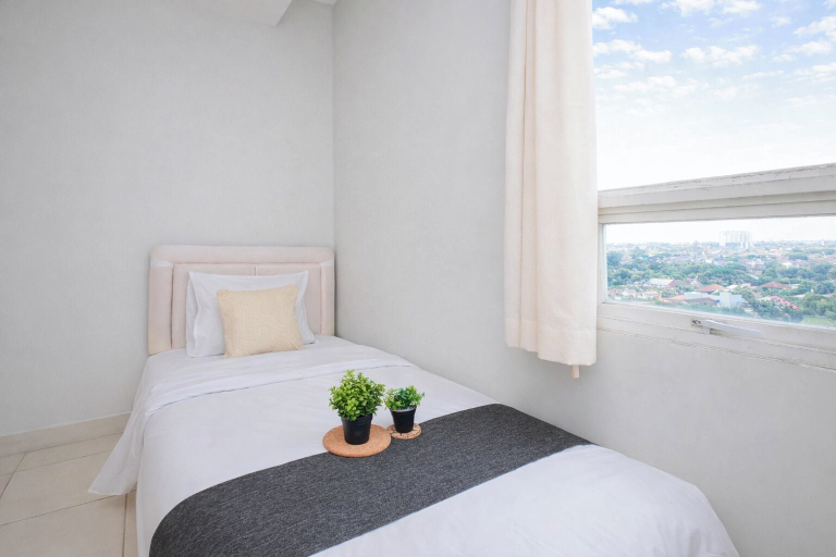 Room 5, 3 Pax Functional 2Br At Cinere Bellevue Suites Apartment, Depok