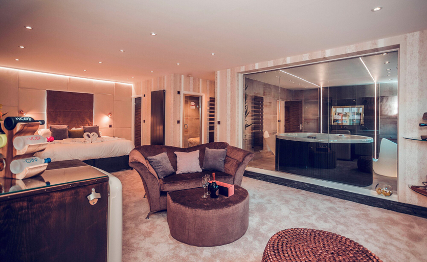 Room 4, Aphrodites Group, Cumbria