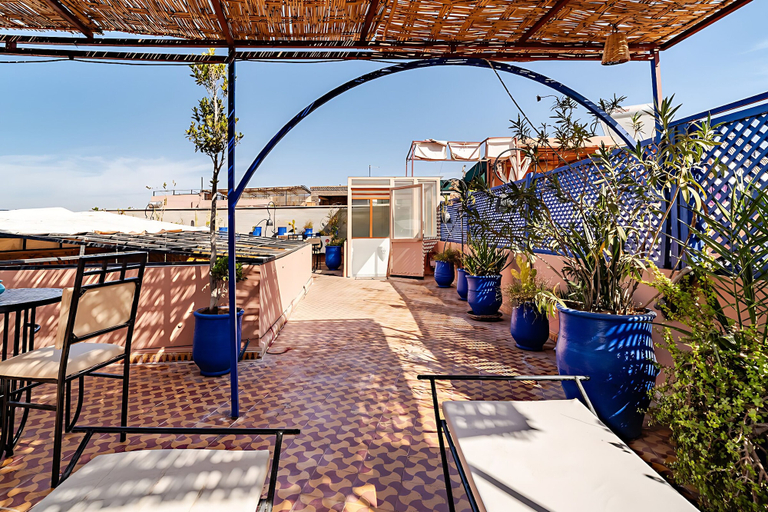 Outdoor dining 2, riadjenan, Marrakech