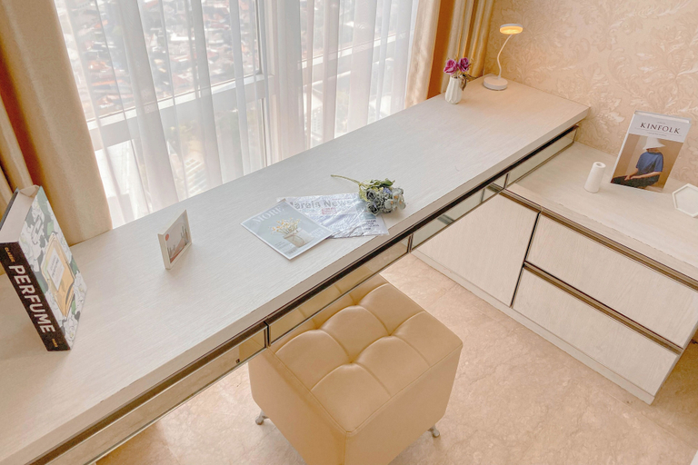 Interior 3, Peaceful Beige Studio At Menteng Park Apartment, Jakarta Pusat