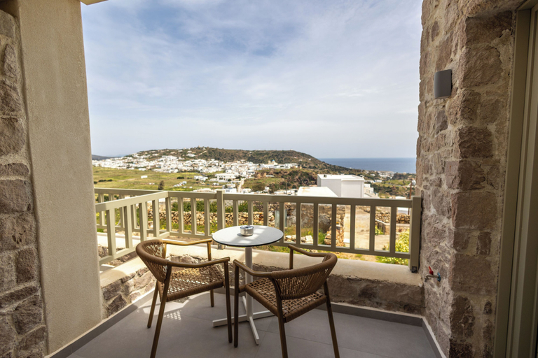 Outdoor dining 4, Onar Hotel Kimolos, South Aegean