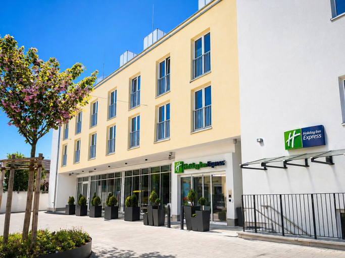 Exterior & Views 2, Holiday Inn Express MUNICH AIRPORT - ERDING, Erding