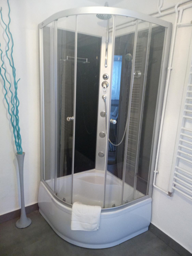 Bathroom 2, Wypoczynek u Gosi, Nowy Targ