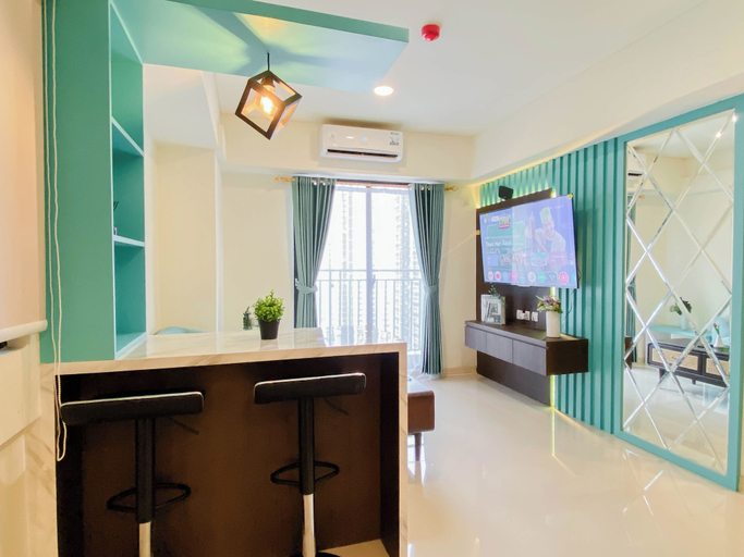 Dining room 2, Comfy And Nice Cyan 2Br At Apartemen Meikarta District 1, Cikarang