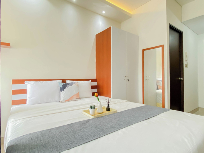 Room 4, Neat And Serene Studio At Apartment Transpark Cibubur, Depok